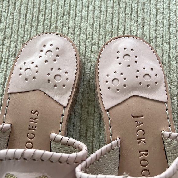 Jack Rogers Blush and embroidered Butterfly slip on sandals - Size 6 - Picture 5 of 12